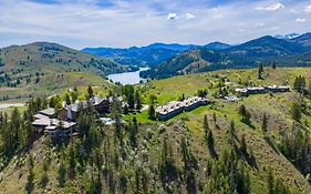 Sun Mountain Lodge